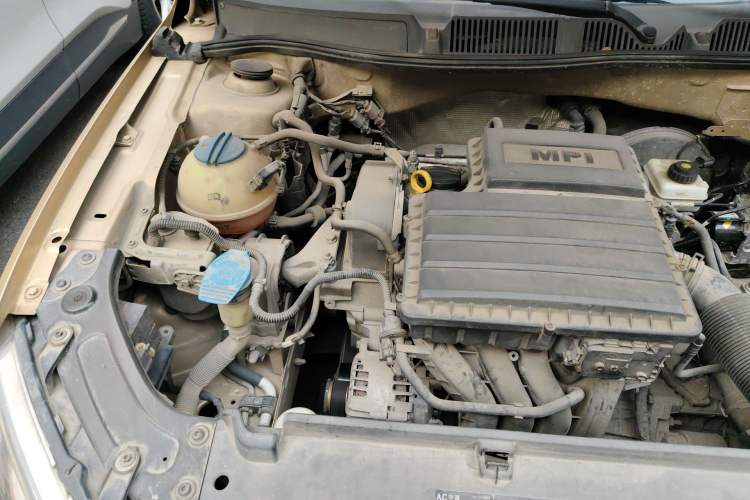Used Volkswagen Lavida 2013 Restyled Classic 1.6L Automatic Comfort Edition Engine Bay Right