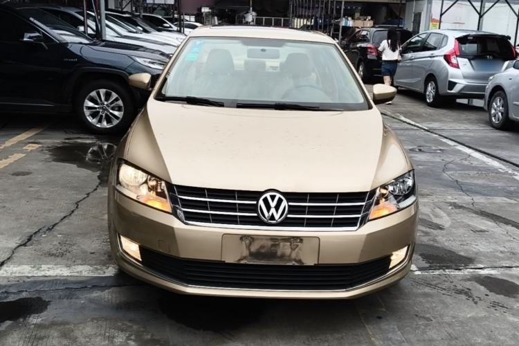 Used Volkswagen Lavida 2013 Restyled Classic 1.6L Automatic Comfort Edition Front