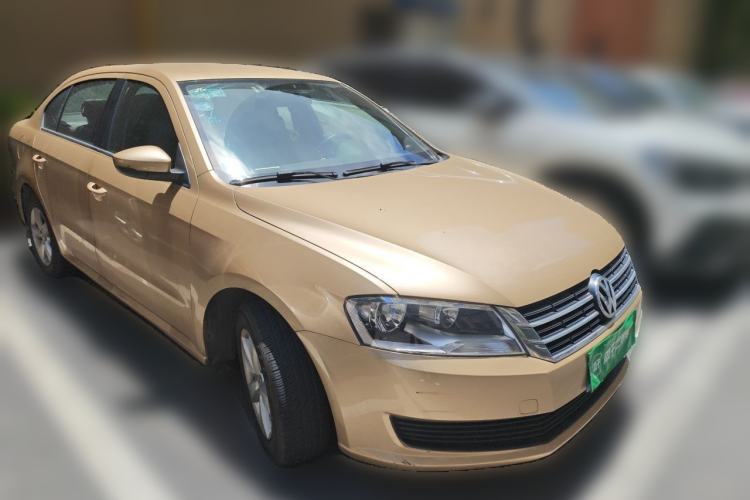 Used Volkswagen Lavida 2013 Revised Classic 1.6L Manual Fashion Edition Front Right 45 Deg
