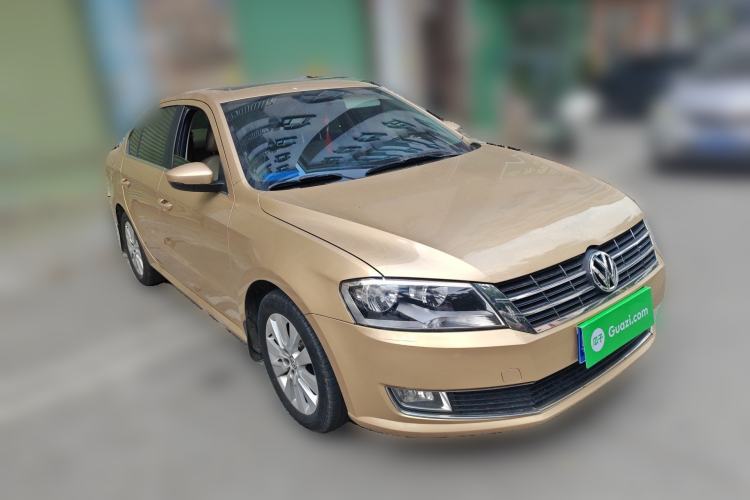 Used Volkswagen Lavida 2013 Classic 1.6L Automatic Fashion Edition Front Right 45 Deg