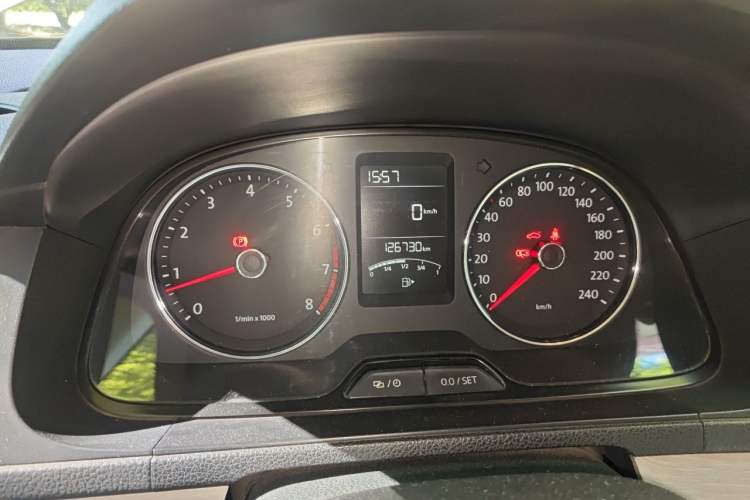 Used Volkswagen Lavida 2013 Revised Version 1.4 TSI Manual Comfort Edition Instrument Cluster