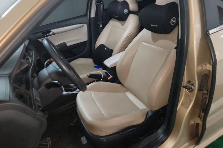 Used Volkswagen Lavida 2013 Revised Classic 1.6L Automatic Fashion Edition Left Front Seat