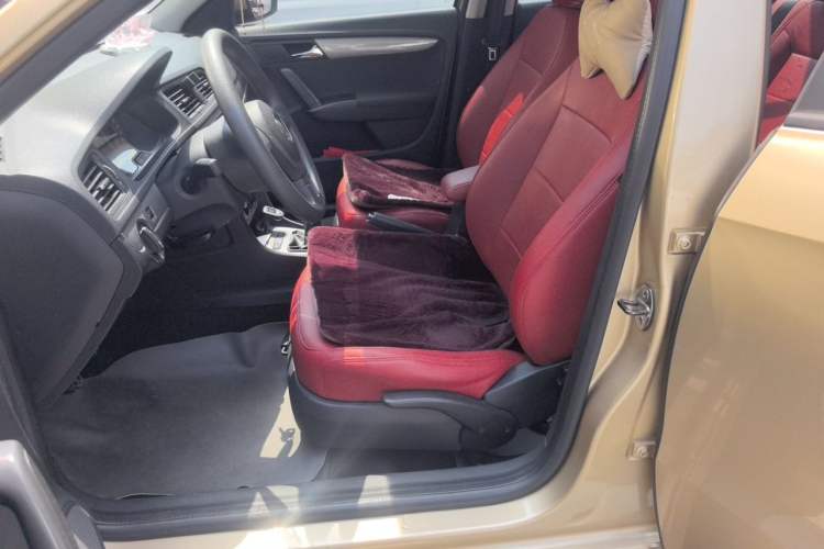 Used Volkswagen Lavida 2013 Revised Classic 1.6L Manual Fashion Edition Left Front Seat