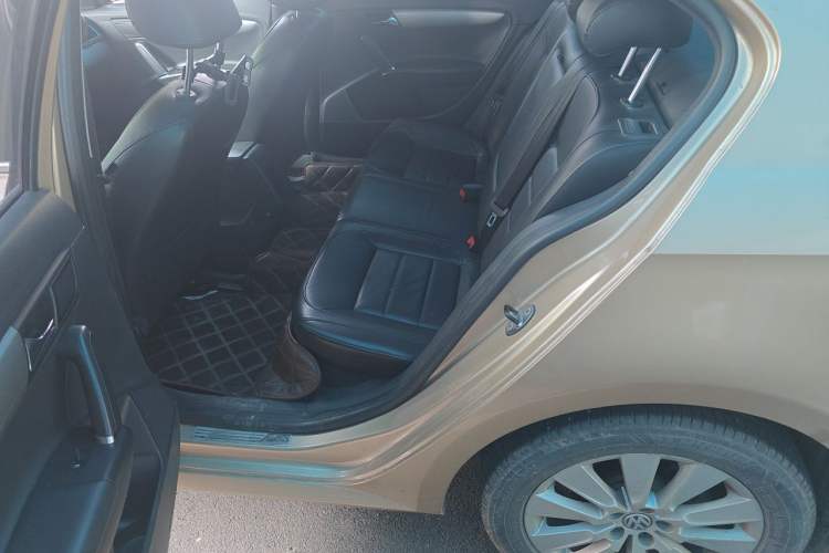 Used Volkswagen Lavida 2013 Restyled Classic 1.6L Automatic Comfort Edition Left Rear Seat