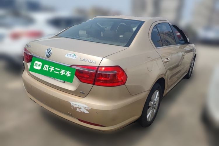 Used Volkswagen Lavida 2013 1.4TSI DSG Comfort Edition Rear Right 45 Deg