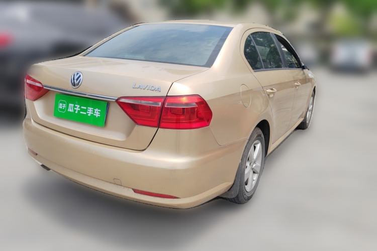 Used Volkswagen Lavida 2013 Revised Classic 1.6L Manual Fashion Edition Rear Right 45 Deg
