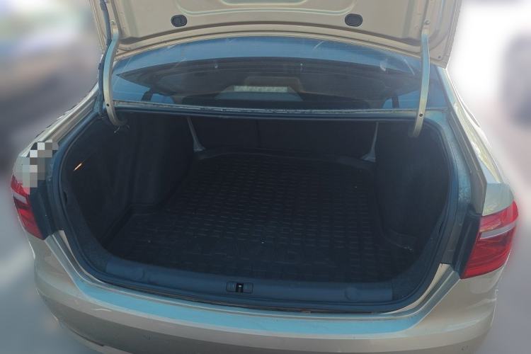 Used Volkswagen Lavida 2013 Restyled Classic 1.6L Automatic Comfort Edition Trunk
