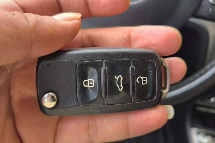 Used Volkswagen Lavida 2013 1.4 TSI DSG Luxury Navigation Edition Vehicle Key