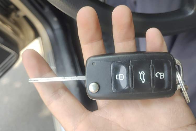 Used Volkswagen Lavida 2013 Restyled Classic 1.6L Automatic Comfort Edition Vehicle Key
