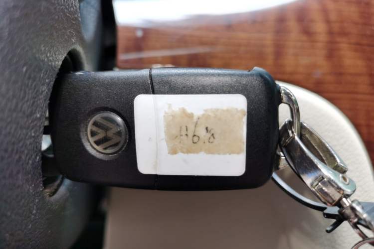 Used Volkswagen Lavida 2013 Restyled Classic 1.6L Manual Comfort Edition Vehicle Key