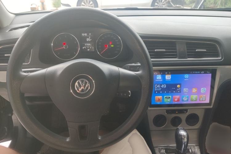 Used Volkswagen Lavida 2014 1.4 TSI DSG BlueMotion Technology Version Center Console