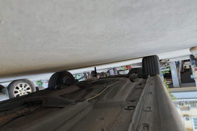 Used Volkswagen Lavida 2014 1.4TSI DSG 30th Anniversary Edition Chassis Front Right