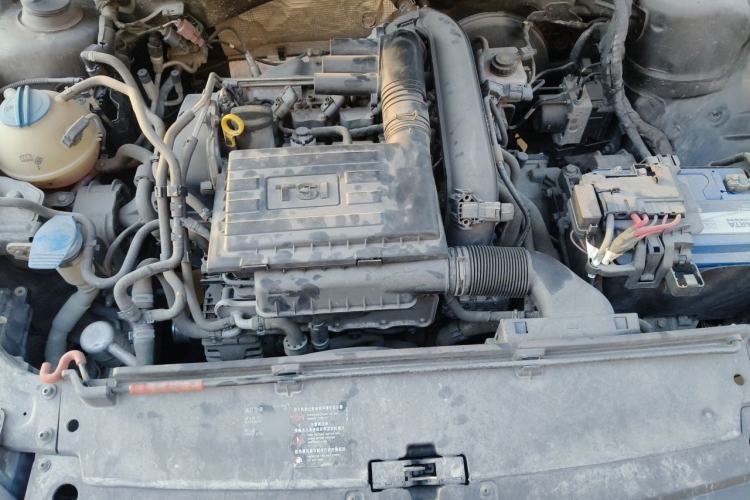 Used Volkswagen Lavida 2014 1.4TSI DSG 30th Anniversary Edition Engine Bay