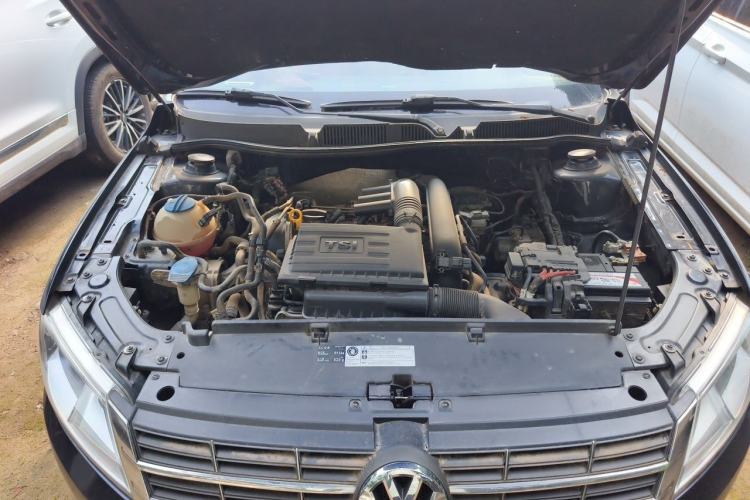 Used Volkswagen Lavida 2014 1.4TSI DSG 30th Anniversary Edition Engine Bay