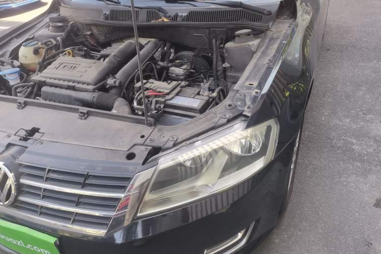 Used Volkswagen Lavida 2014 1.4TSI DSG Sport Edition Engine Bay Left