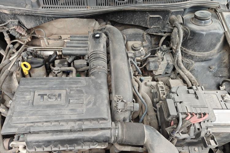 Used Volkswagen Lavida 2014 1.4TSI DSG 30th Anniversary Edition Engine Bay