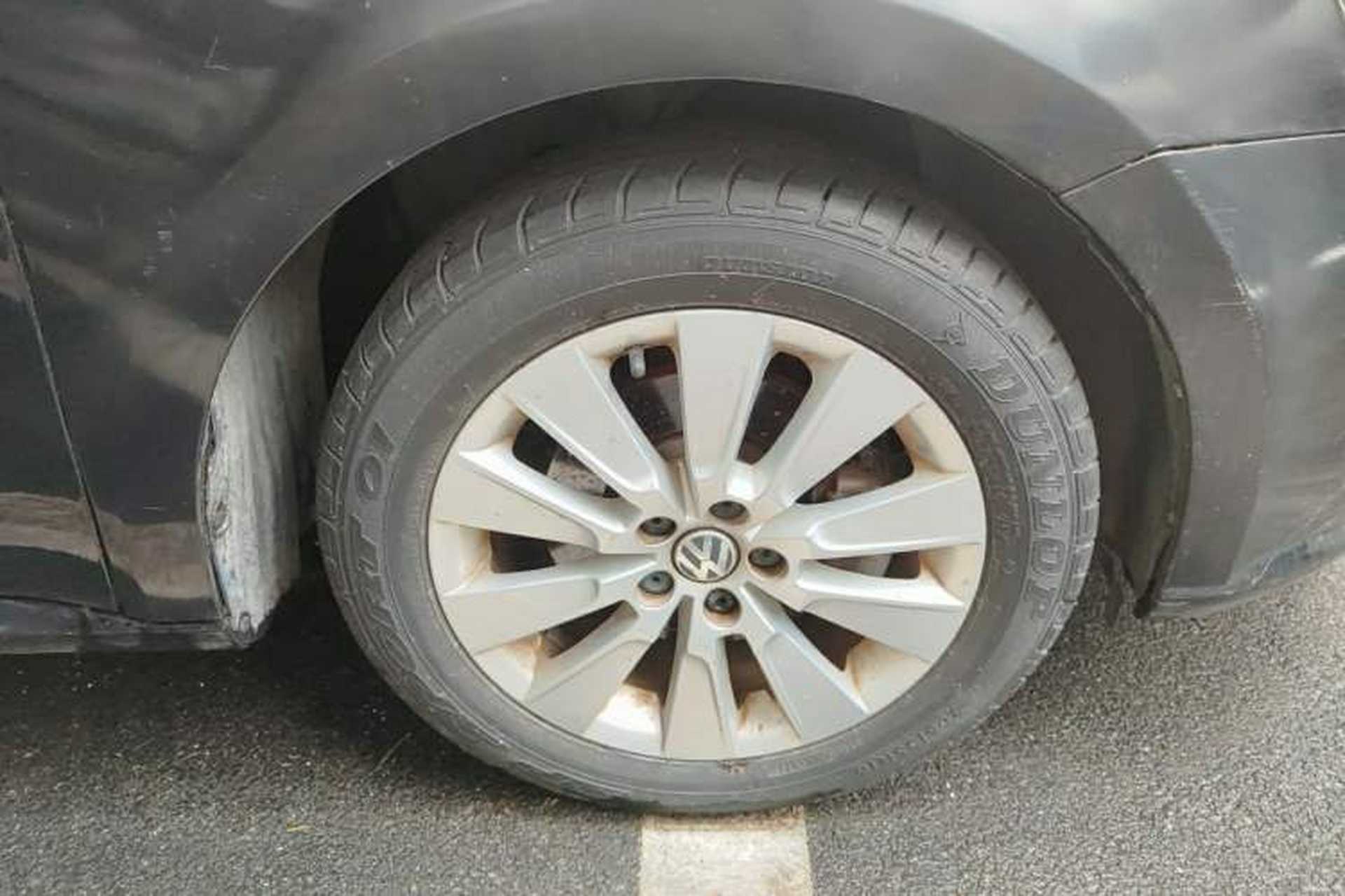 Used Volkswagen Lavida 2014 1.6L Automatic Sport Edition Exterior 1