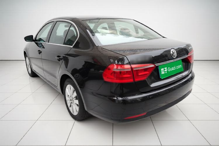 Used Volkswagen Lavida 2014 1.6L Automatic Sport Edition Exterior 2