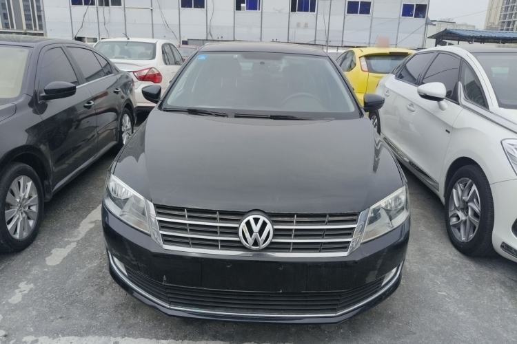 Used Volkswagen Lavida 2014 1.4TSI DSG 30th Anniversary Edition Front