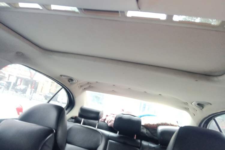 Used Volkswagen Lavida 2014 1.6L Automatic Sport Edition Headliner