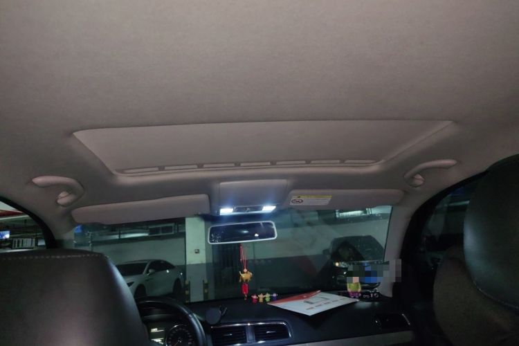 Used Volkswagen Lavida 2014 1.6L Automatic Sport Edition Headliner