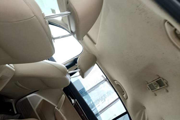 Used Volkswagen Lavida 2014 1.6L Automatic Sport Edition Headliner