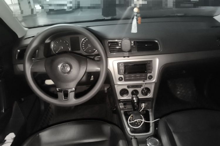 Used Volkswagen Lavida 2014 1.4TSI DSG 30th Anniversary Edition Interior 2