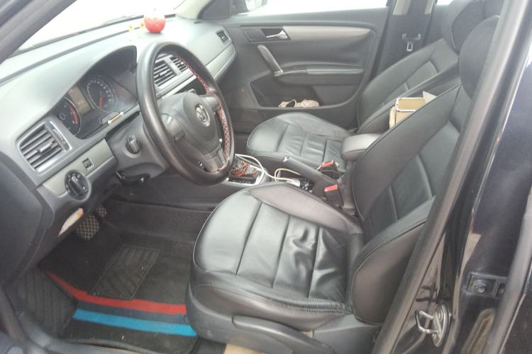 Used Volkswagen Lavida 2014 1.6L Automatic Sport Edition Left Front Seat