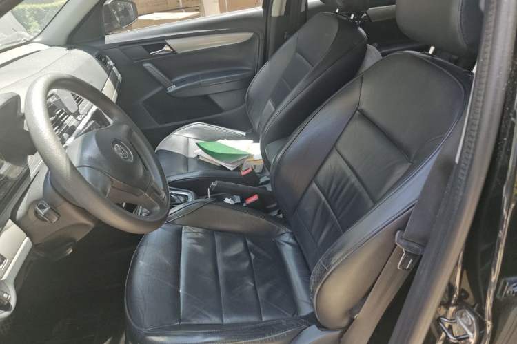 Used Volkswagen Lavida 2014 1.4TSI DSG 30th Anniversary Edition Left Front Seat