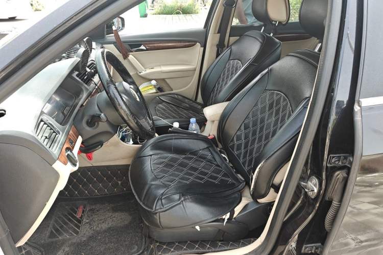 Used Volkswagen Lavida 2014 1.4TSI DSG 30th Anniversary Edition Left Front Seat