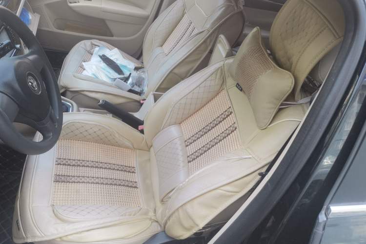 Used Volkswagen Lavida 2014 1.4TSI DSG Sport Edition Left Front Seat