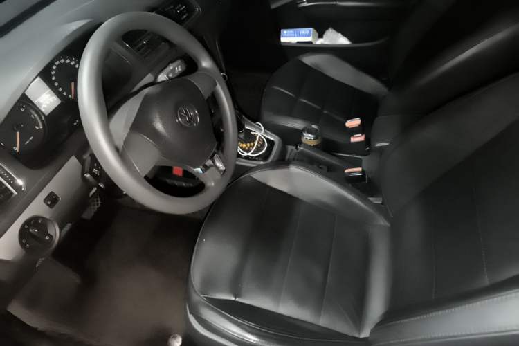 Used Volkswagen Lavida 2014 1.4TSI DSG 30th Anniversary Edition Left Front Seat