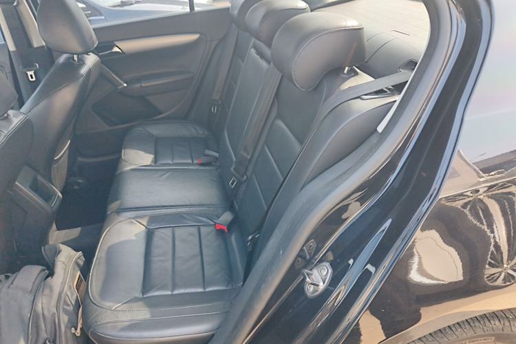 Used Volkswagen Lavida 2014 1.6L Automatic Sport Edition Left Rear Seat