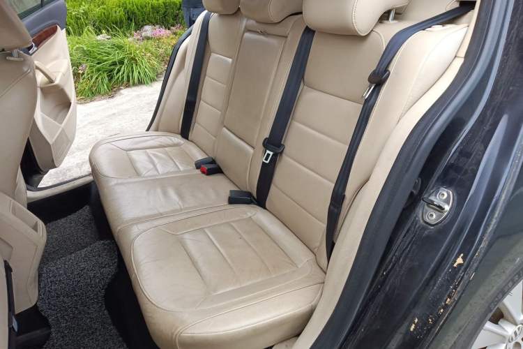 Used Volkswagen Lavida 2014 1.6L Automatic Sport Edition Left Rear Seat