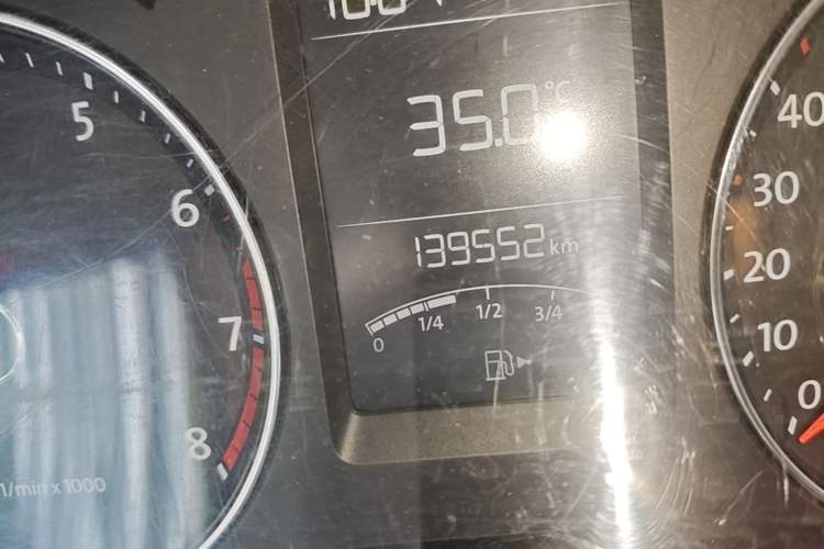 Used Volkswagen Lavida 2014 1.6L Automatic Sport Edition Odometer Close Up