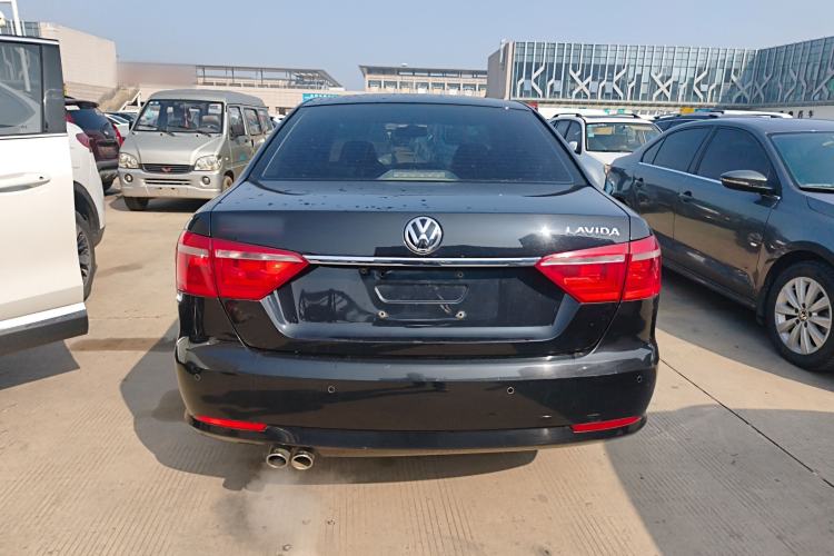 Used Volkswagen Lavida 2014 1.6L Automatic Sport Edition Rear