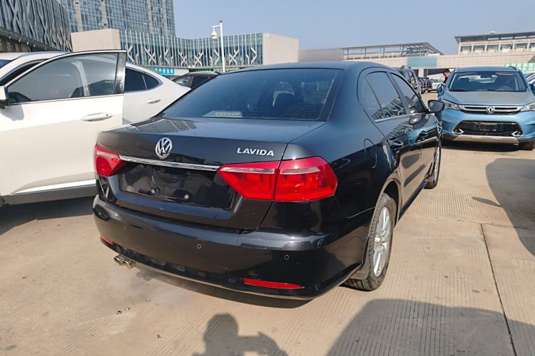 Used Volkswagen Lavida 2014 1.6L Automatic Sport Edition Rear Right 45 Deg