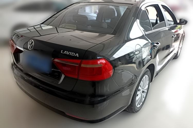 Used Volkswagen Lavida 2014 1.6L Automatic Sport Edition Rear Right 45 Deg