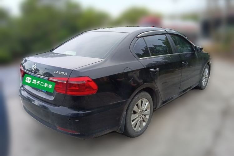 Used Volkswagen Lavida 2014 1.6L Automatic Sport Edition Rear Right 45 Deg
