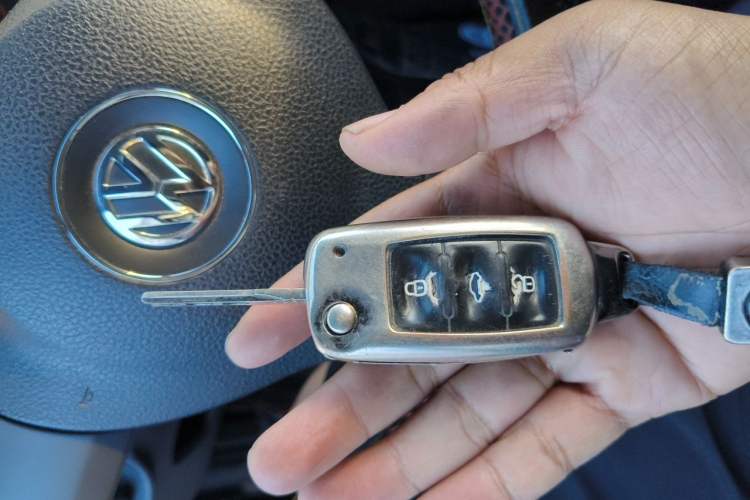 Used Volkswagen Lavida 2014 1.4TSI DSG 30th Anniversary Edition Vehicle Key