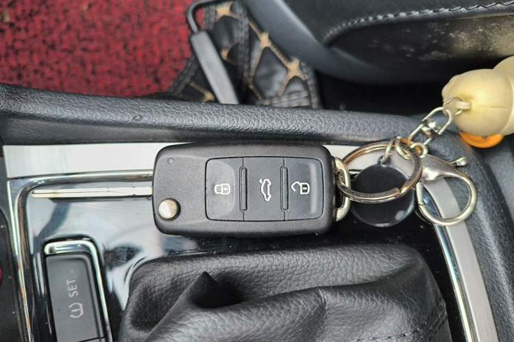 Used Volkswagen Lavida 2014 1.4TSI DSG Sport Edition Vehicle Key