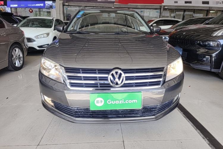 Used Volkswagen Lavida 2014 1.6L Automatic Sport Edition Front