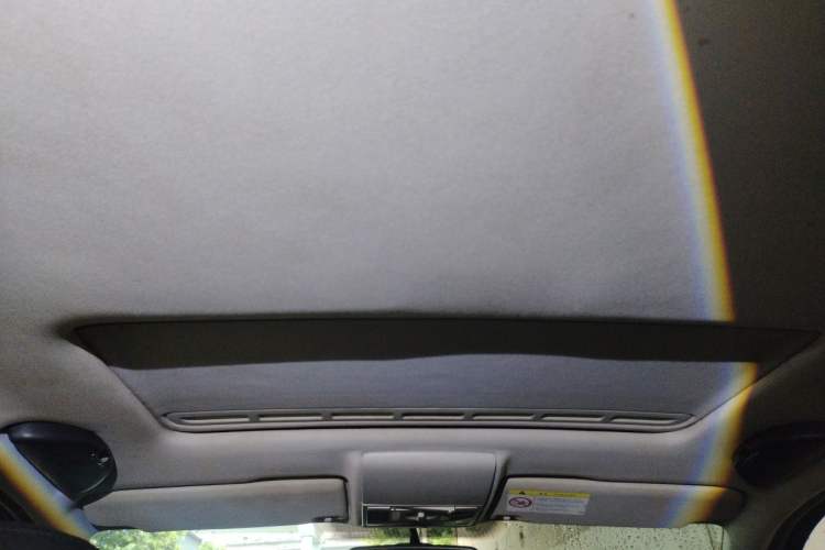 Used Volkswagen Lavida 2014 1.6L Automatic Sport Edition Headliner