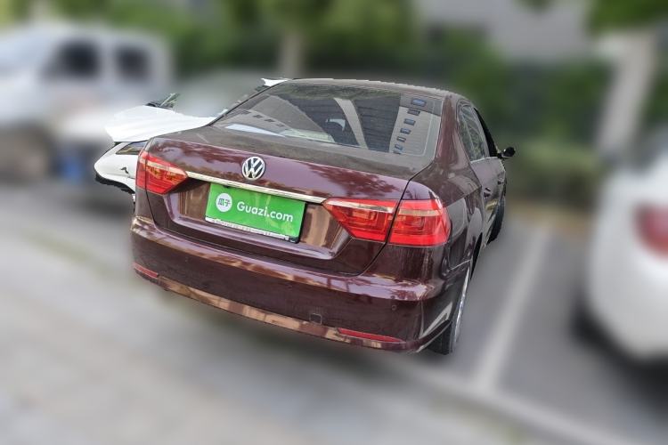 Used Volkswagen Lavida 2014 1.6L Automatic Sport Edition Rear Right 45 Deg