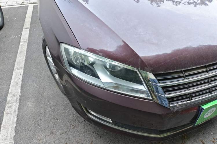 Used Volkswagen Lavida 2014 1.6L Automatic Sport Edition Right Front Headlight