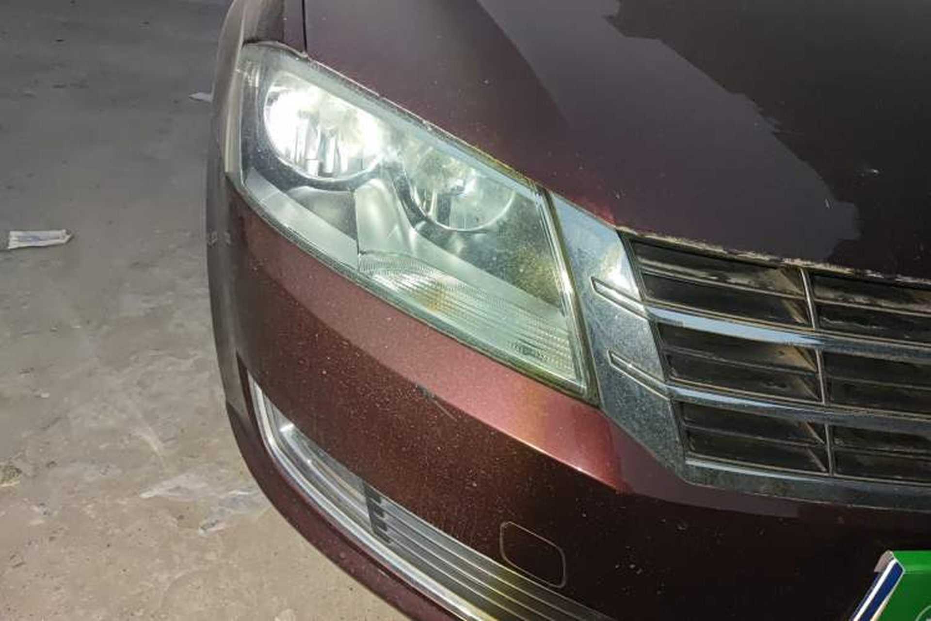 Used Volkswagen Lavida 2014 1.6L Automatic Sport Edition Right Front Headlight