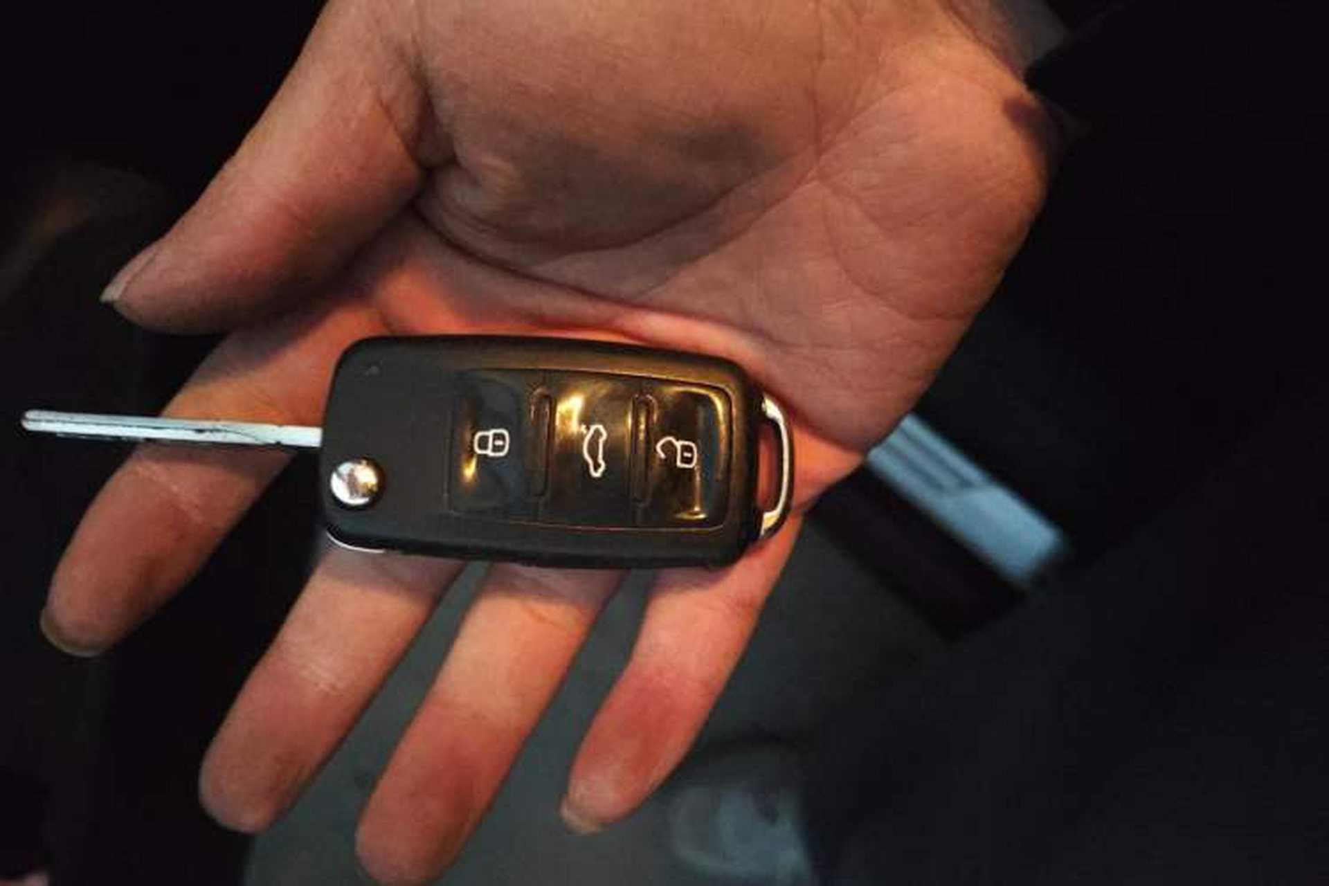 Used Volkswagen Lavida 2014 1.6L Automatic Sport Edition Vehicle Key