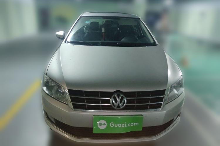 Used Volkswagen Lavida 2014 1.6L Automatic Sport Edition Front
