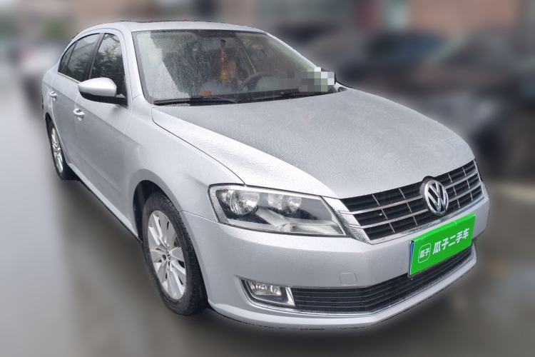 Used Volkswagen Lavida 2014 1.6L Automatic Sport Edition Front Right 45 Deg