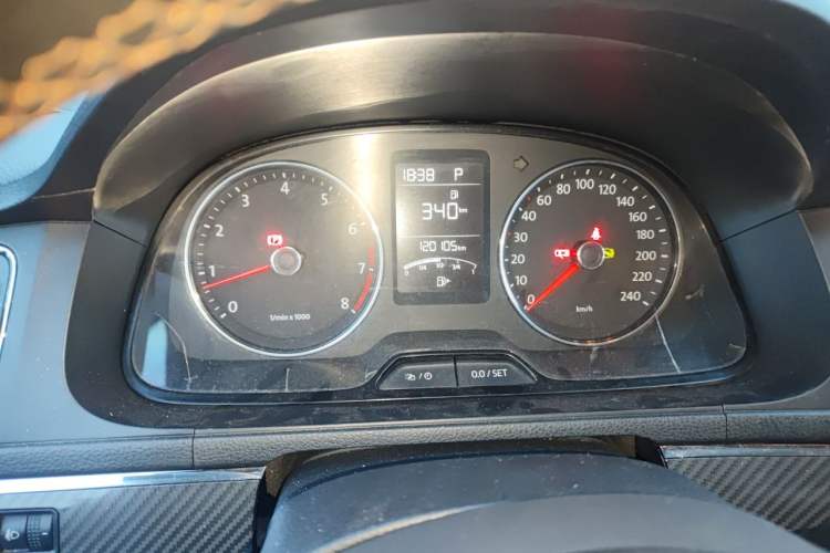 Used Volkswagen Lavida 2014 1.4TSI DSG Sport Edition Instrument Cluster